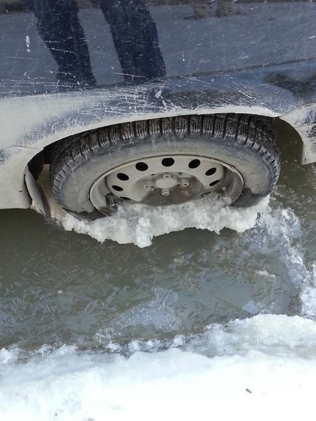 Машина вмерзла в лед что делать