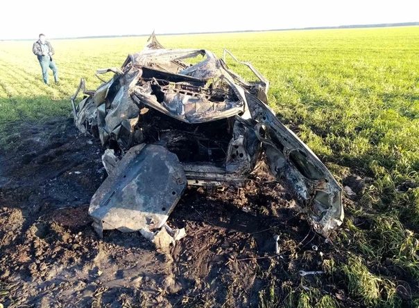 Ранним утром под Заводоуковском опрокинулся в кювет и сгорел BMW, водитель погиб